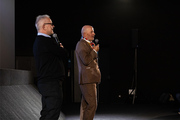 <span style='display:inline-block; background-color:#DF071E; width: 100%;padding:5px;'>Thierry Frémaux et Jacques Audiard</span>